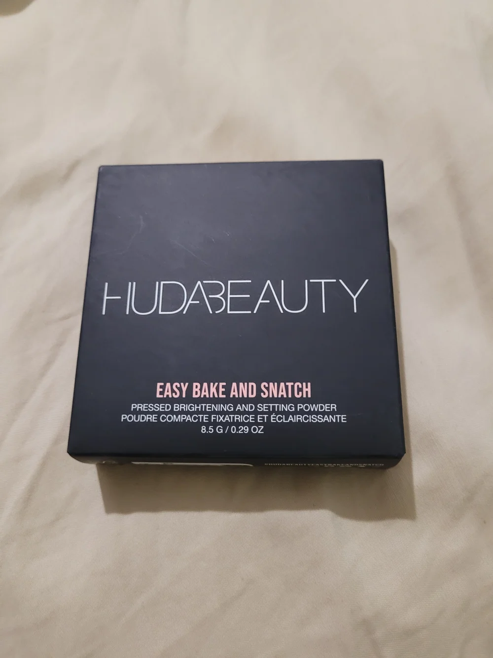 HUDA BEAUTY Pound Cake Setting Powder